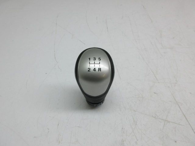 bontott FORD FIESTA VII Váltógomb