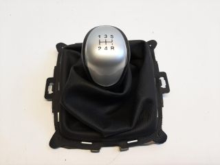 bontott FORD FIESTA VII Váltógomb