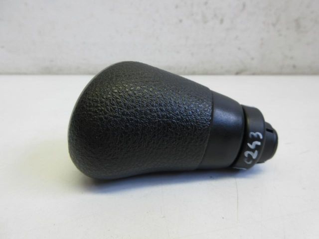 bontott FORD FIESTA VII Váltógomb