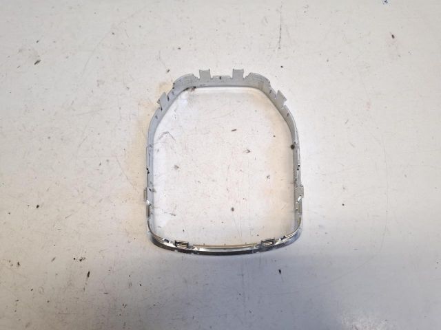 bontott FORD FIESTA VII Váltószoknya Rögzítő Keret