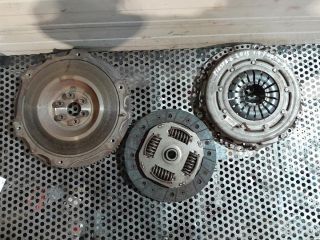 bontott FORD FIESTA VIII Kuplung Szett (Szerkezet, Tárcsa)