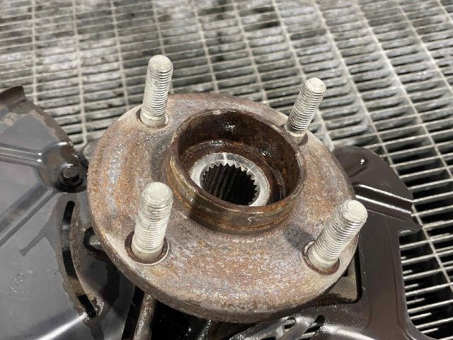 bontott FORD FIESTA VIII Jobb első Csonkállvány