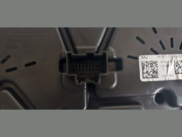 bontott FORD FIESTA VIII Kilométeróra