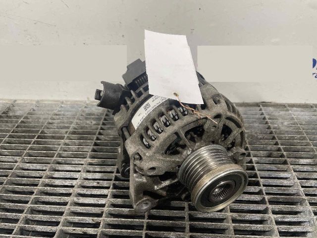 bontott FORD FIESTA VIII Generátor