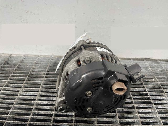 bontott FORD FIESTA VIII Generátor