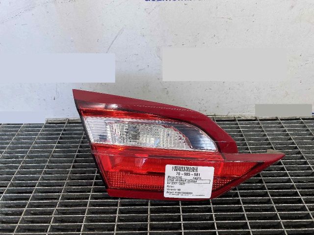 bontott FORD FIESTA VIII Bal Belső Hátsó Lámpa