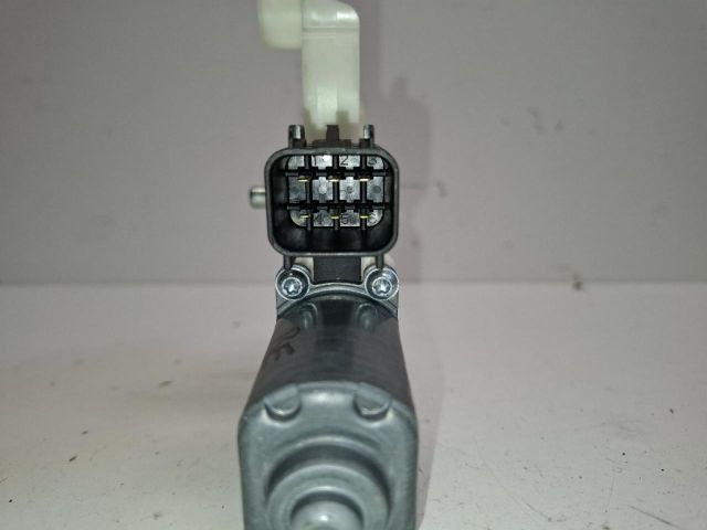 bontott FORD FIESTA VIII Bal első Ablakemelő Motor