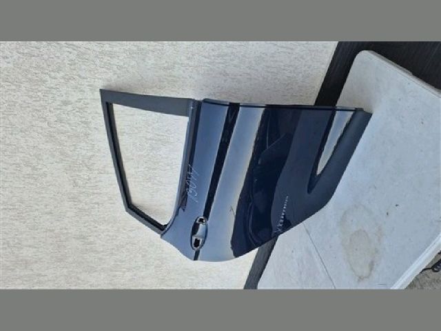 bontott FORD FIESTA VIII Bal első Ajtó (Üres lemez)