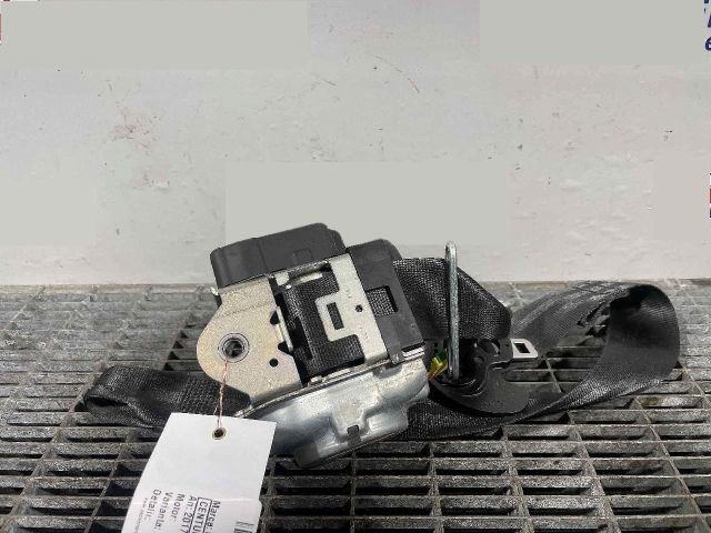 bontott FORD FIESTA VIII Bal első Biztonsági Öv