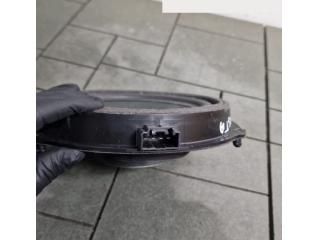 bontott FORD FIESTA VIII Bal első Hangszóró