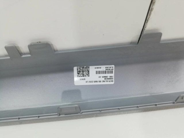 bontott FORD FIESTA VIII Bal első Küszöb Díszléc