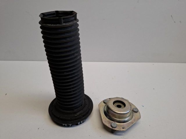 bontott FORD FIESTA VIII Bal első Toronycsapágy