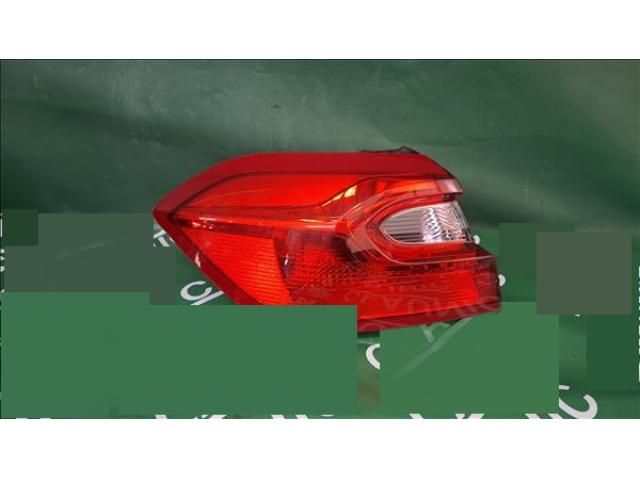 bontott FORD FIESTA VIII Bal Hátsó Lámpa