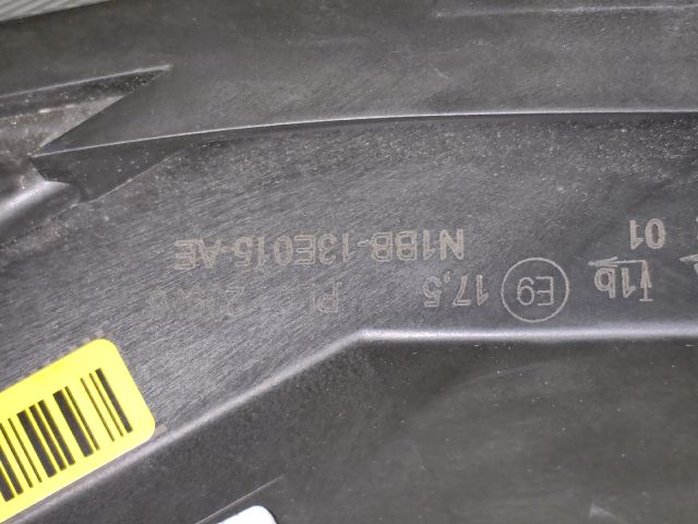 bontott FORD FIESTA VIII Bal Ledes Fényszóró