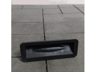 bontott FORD FIESTA VIII Csomagtérajtó Kilincs