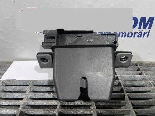 bontott FORD FIESTA VIII Csomagtérajtó Ütköző