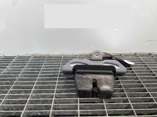 bontott FORD FIESTA VIII Csomagtérajtó Ütköző