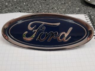 bontott FORD FIESTA VIII Első Embléma