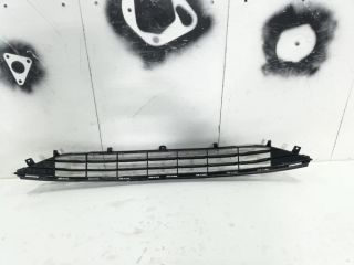 bontott FORD FIESTA VIII Első Lökhárító Alsó Középső Díszrács