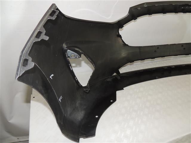 bontott FORD FIESTA VIII Első Lökhárító (Részeivel)