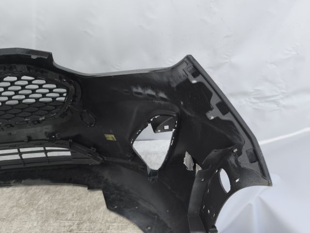 bontott FORD FIESTA VIII Első Lökhárító (Részeivel)