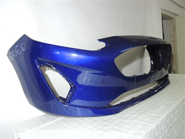 bontott FORD FIESTA VIII Első Lökhárító (Részeivel)