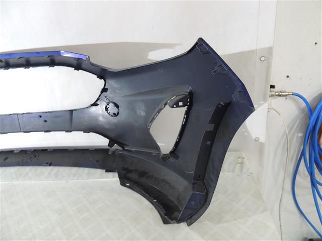 bontott FORD FIESTA VIII Első Lökhárító (Részeivel)