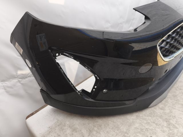 bontott FORD FIESTA VIII Első Lökhárító (Részeivel)