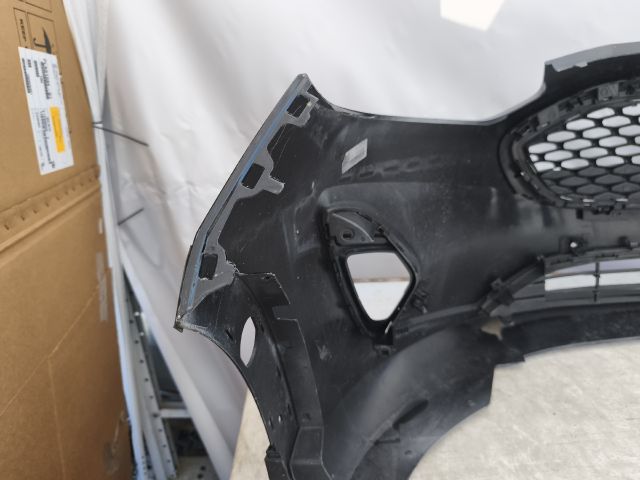 bontott FORD FIESTA VIII Első Lökhárító (Részeivel)