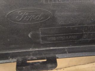 bontott FORD FIESTA VIII Első Lökhárító (Üresen)