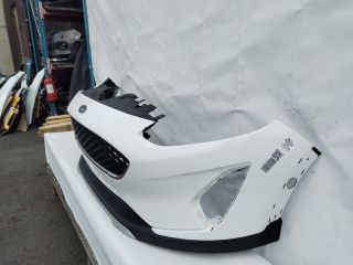 bontott FORD FIESTA VIII Első Lökhárító (Üresen)