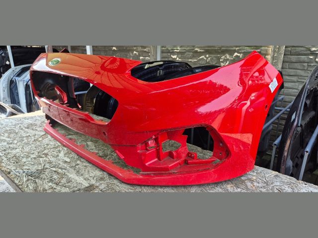 bontott FORD FIESTA VIII Első Lökhárító (Üresen)