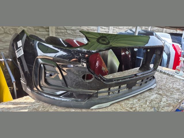 bontott FORD FIESTA VIII Első Lökhárító (Üresen)