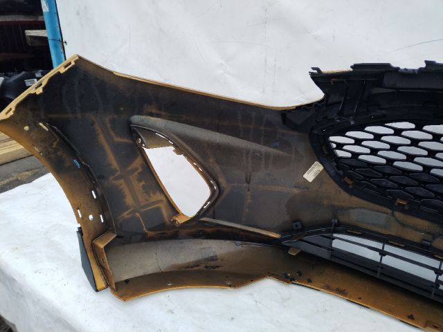 bontott FORD FIESTA VIII Első Lökhárító (Üresen)