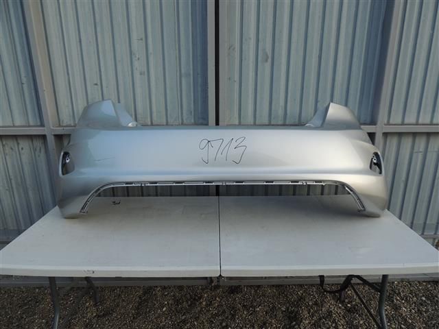 bontott FORD FIESTA VIII Hátsó Lökhárító (Részeivel)