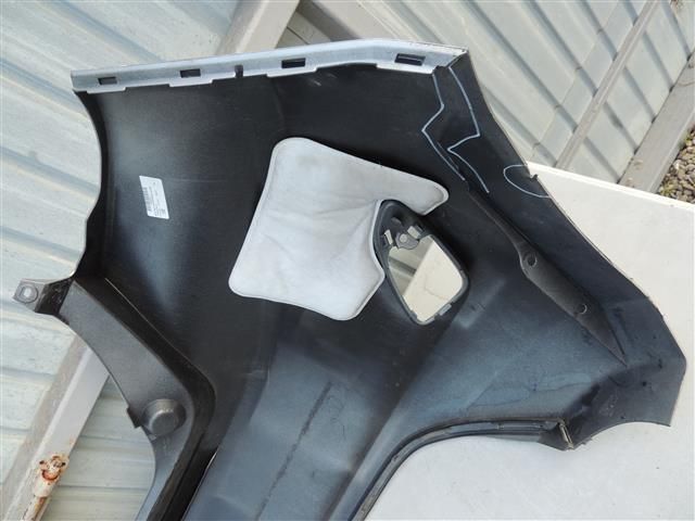 bontott FORD FIESTA VIII Hátsó Lökhárító (Részeivel)