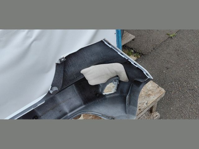 bontott FORD FIESTA VIII Hátsó Lökhárító (Üresen)