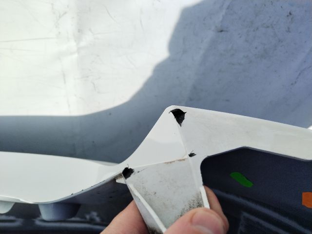 bontott FORD FIESTA VIII Hátsó Lökhárító (Üresen)