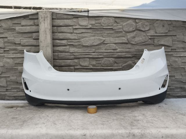 bontott FORD FIESTA VIII Hátsó Lökhárító (Üresen)