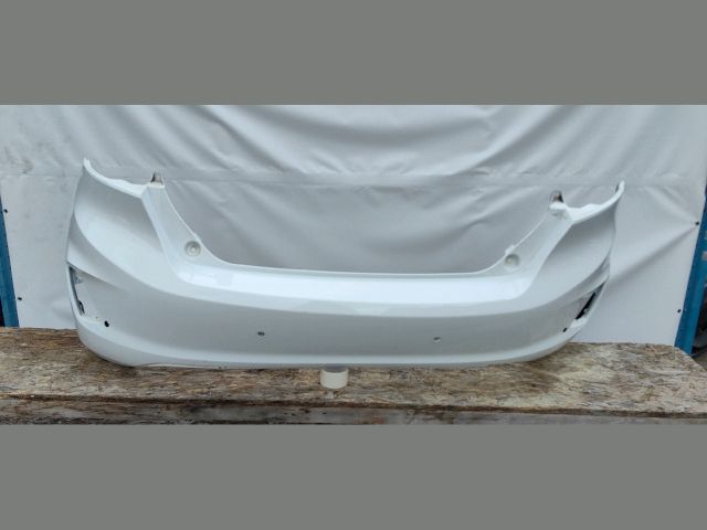 bontott FORD FIESTA VIII Hátsó Lökhárító (Üresen)