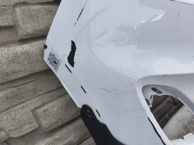 bontott FORD FIESTA VIII Hátsó Lökhárító (Üresen)