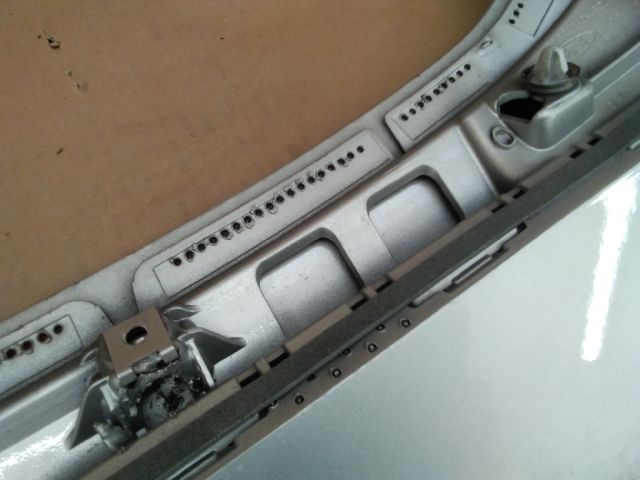 bontott FORD FIESTA VIII Hátsó Szárny Légterelő