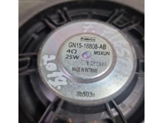 bontott FORD FIESTA VIII Jobb első Hangszóró