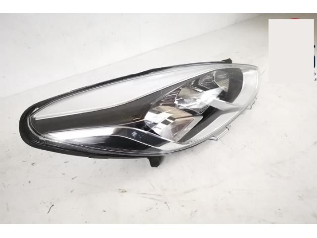 bontott FORD FIESTA VIII Jobb Fényszóró