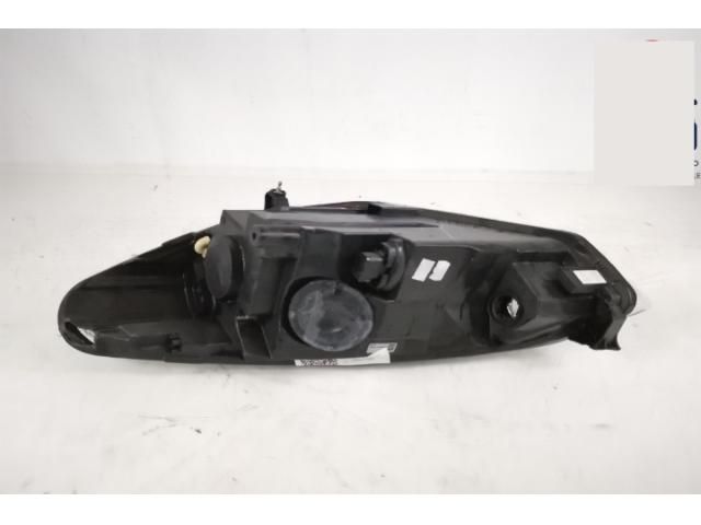 bontott FORD FIESTA VIII Jobb Fényszóró