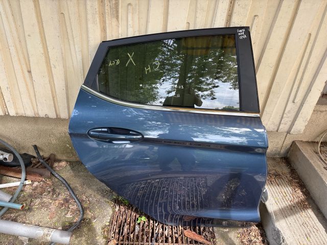 bontott FORD FIESTA VIII Jobb hátsó Ajtó (Részeivel)