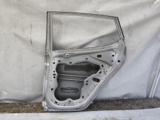 bontott FORD FIESTA VIII Jobb hátsó Ajtó (Üres lemez)