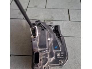 bontott FORD FIESTA VIII Jobb hátsó Ajtózár