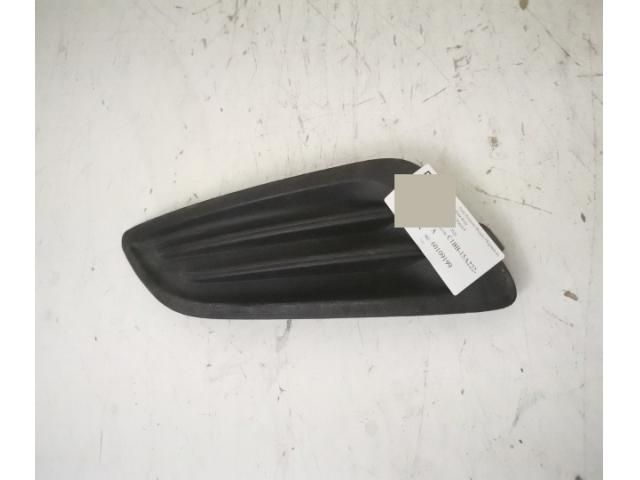 bontott FORD FIESTA VIII Jobb Ködlámpa Rács