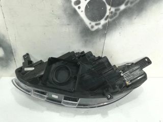 bontott FORD FIESTA VIII Jobb Ledes Fényszóró